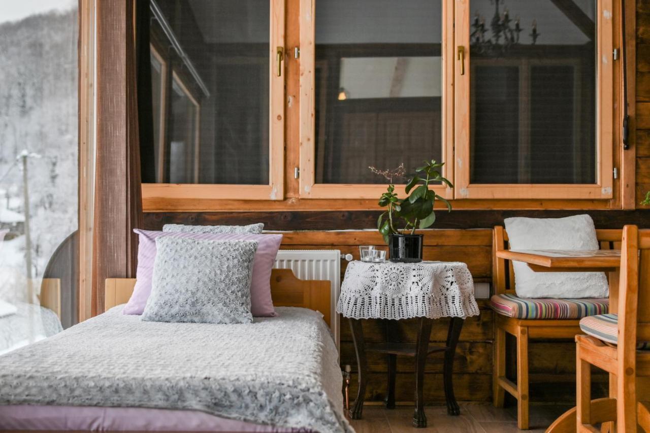 Apartmani Lunija Gornji Milanovac Ngoại thất bức ảnh